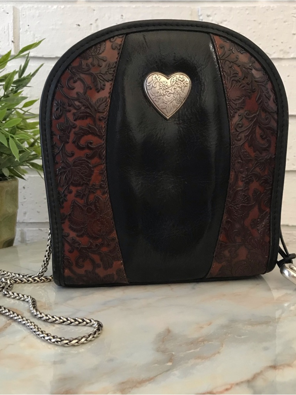 Brighton Vintage Bag Leather Handbag Silver Heart Emblem Chain Strap Black Brown